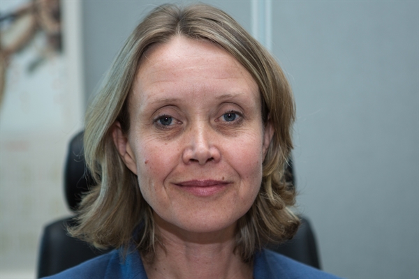 La Sra. Stendahl fue nombrada para el cargo de Secretario Ejecutivo interino de los Convenios de Basilea, Rotterdam y Estocolmo 